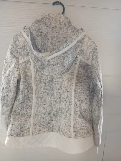 Chaqueta Guess original para mujer talla L - miniatura 2