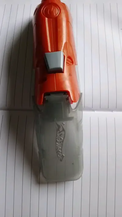 Lanzador de autos Hot Wheels naranja - miniatura 1