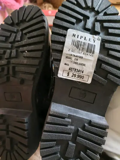 Botines negros con detalle estrella - miniatura 3