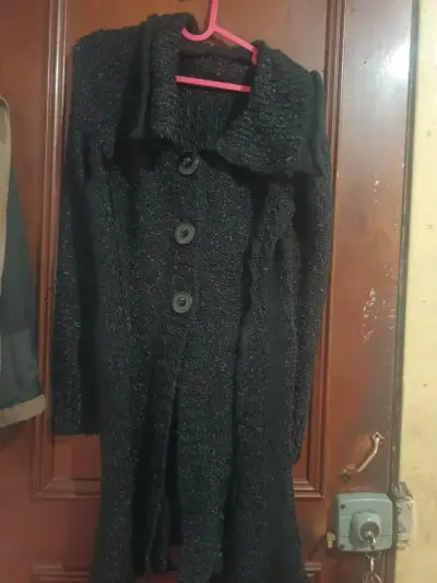 Chaqueta acolchada beige para invierno - miniatura 5