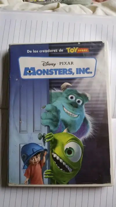 Película Monsters Inc en DVD Disney Pixar - miniatura 1