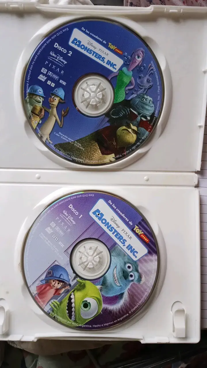 Película Monsters Inc en DVD Disney Pixar - 3