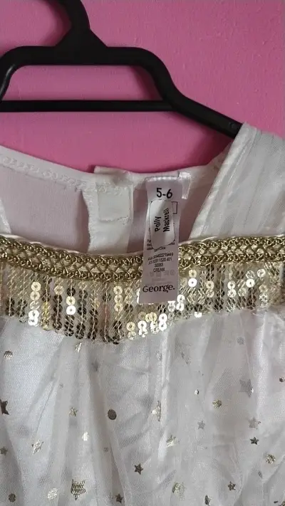 Vestido infantil blanco con estrellas doradas - miniatura 2