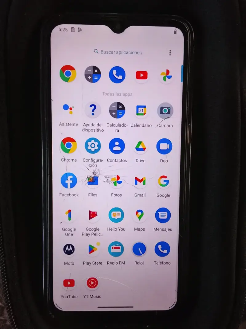 Moto G9 Play con detalles - 3