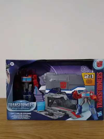 Figura Transformers Optimus Prime Earthspark - miniatura 1