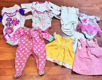 Lote ropa niña talla 3 a 6 meses - miniatura 1