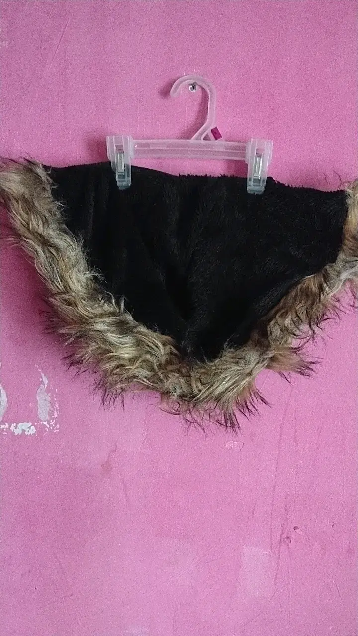 Chaqueta negra acolchada para mujer - 3