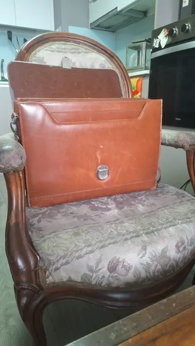 Maletín de cuero vintage marrón - miniatura 4