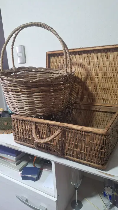 Set de canasta y baúl de mimbre decorativos - miniatura 4