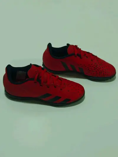 Zapatillas de fútbol Adidas Predator talla 34 - miniatura 3