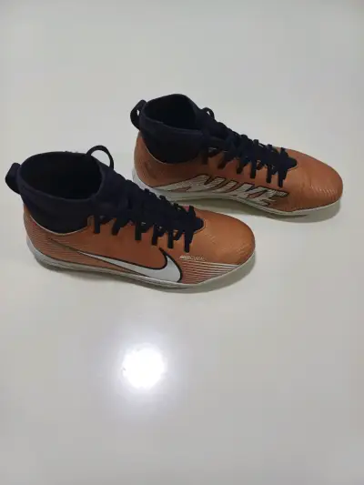 Zapatillas Nike Mercurial Talla 37.5 EUR - miniatura 2