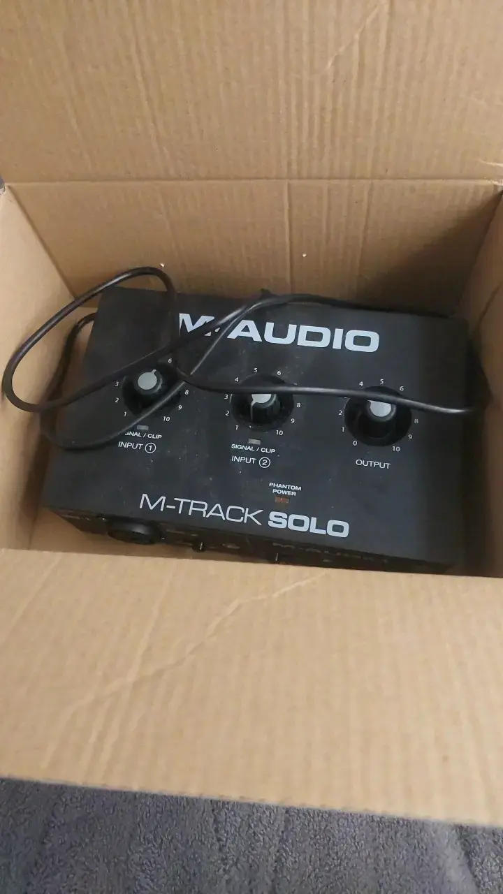 Interfaz de audio M-Audio M-Track Solo USB - 2