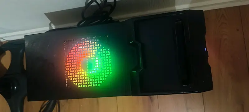 PC Gamer con iluminación RGB y ventilación avanzada - 2