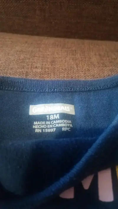 Polera infantil azul con diseño 'Mommy + Me = Besties' - miniatura 2