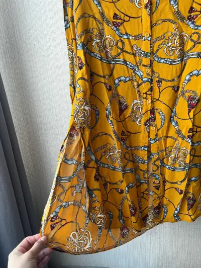 Blusa estampada de manga larga para mujer - miniatura 2
