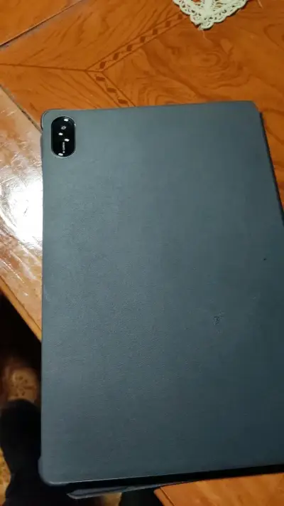 Tablet Honor con funda protectora - miniatura 4