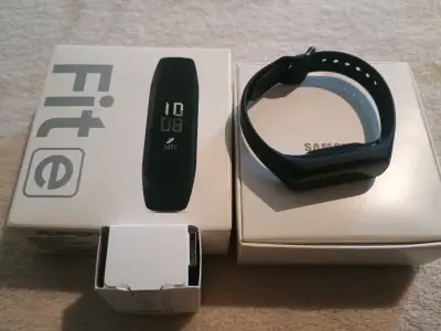Pulsera Inteligente Samsung Fit E Negra - miniatura 6