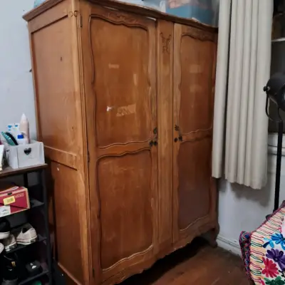 Armario de madera vintage puertas dobles - miniatura 1