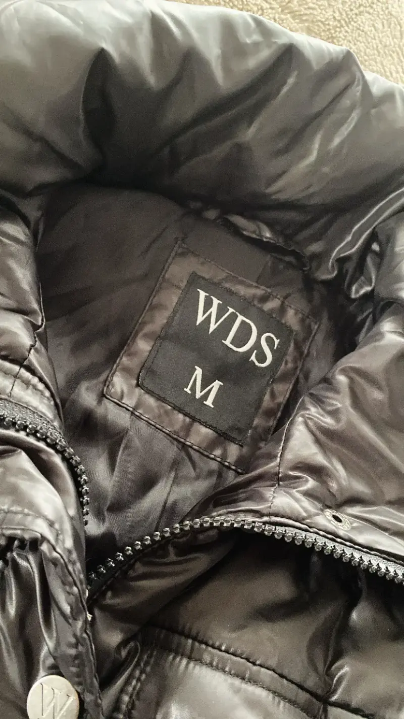 Chaqueta sin mangas negro WDS con cinturón - 3