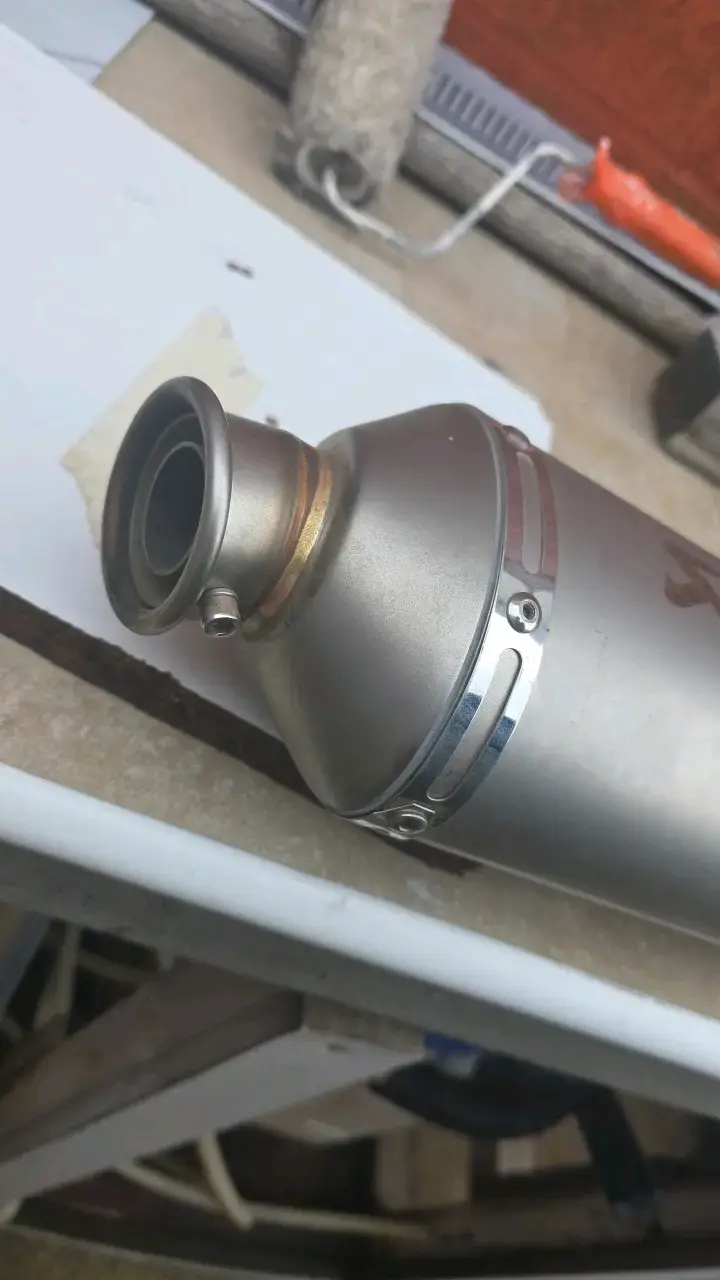 Silenciador de escape Akrapovic para moto - 3