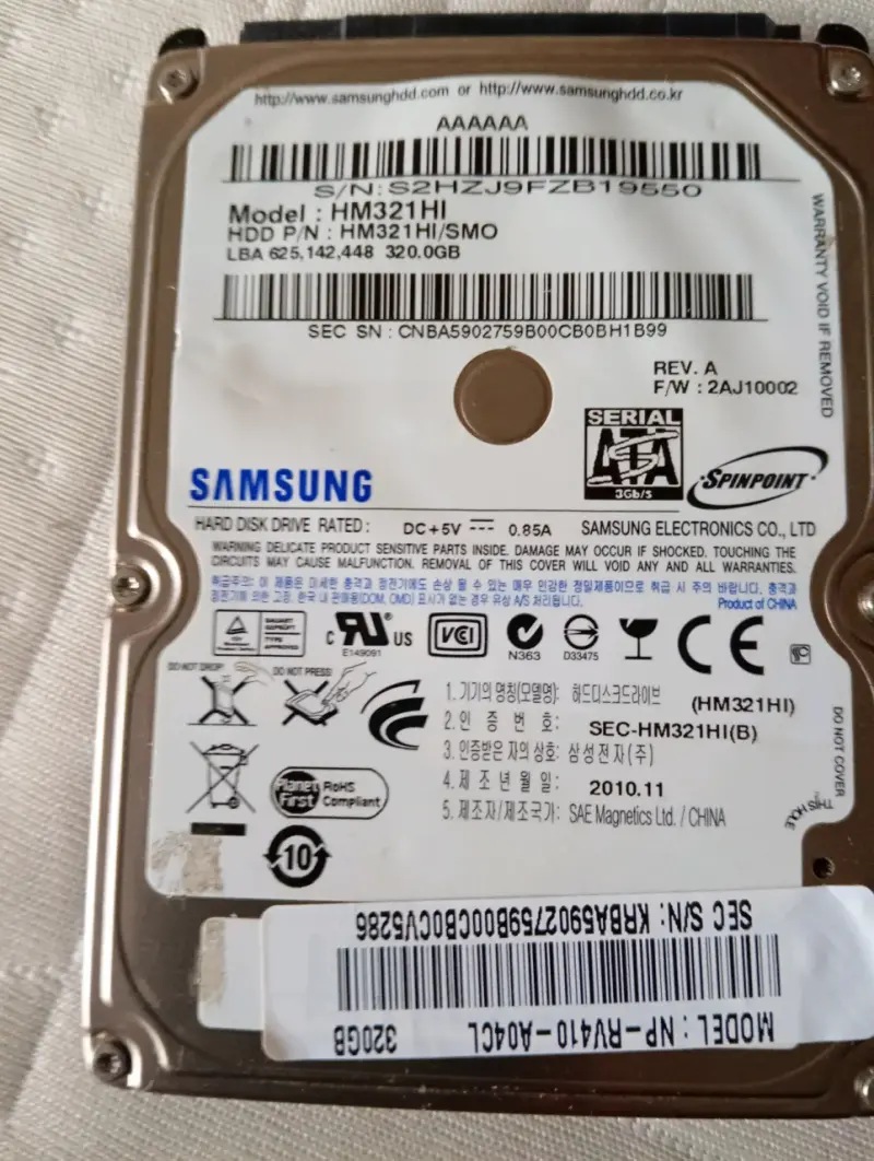 Disco duro Samsung 300GB SATA - 2
