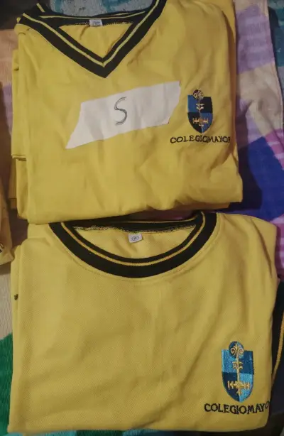 Poleras polo escolares Colegio Mayor azul y amarillo - miniatura 2