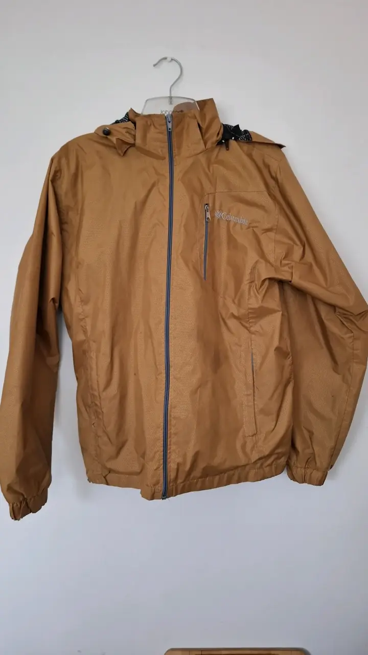 Corta viento Columbia talla S/M - 1