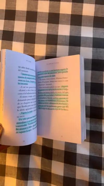 Libro 'El Fabricante de Risas' de Alicia Morel - miniatura 2