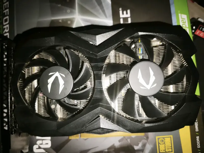 Vendo Tarjeta grafica Zotac GTX 1660 Super 6gb. - 2