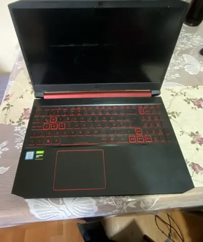 Laptop Acer Nitro 5 Gaming Intel Core i5 - miniatura 1