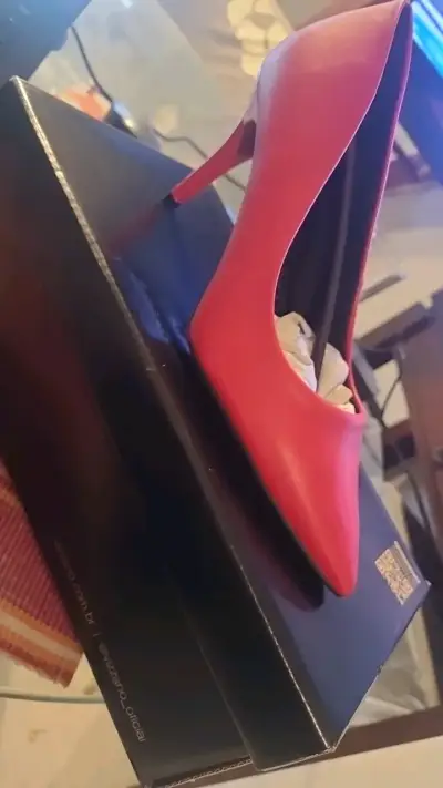 Tacones rojos elegantes Vizzano - miniatura 1