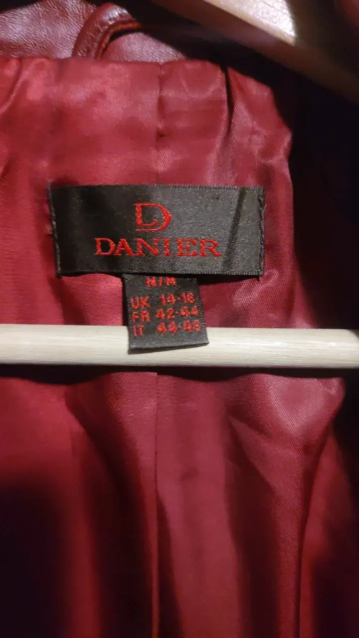 Chaqueta de cuero roja para mujer - 3