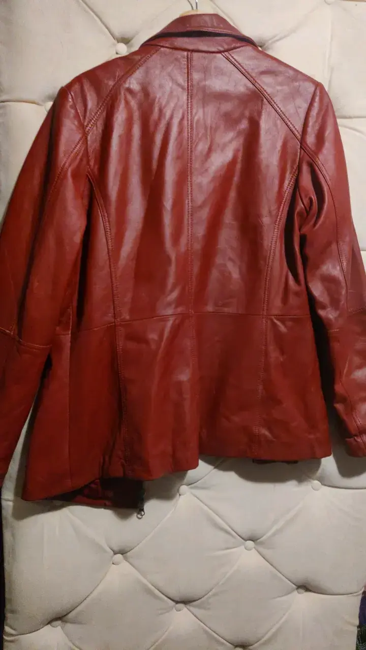 Chaqueta de cuero roja para mujer - 4