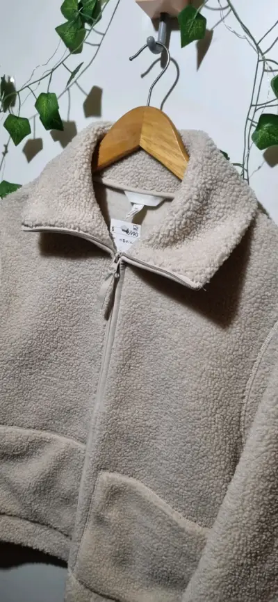 Chaqueta de lana beige para mujer - miniatura 5