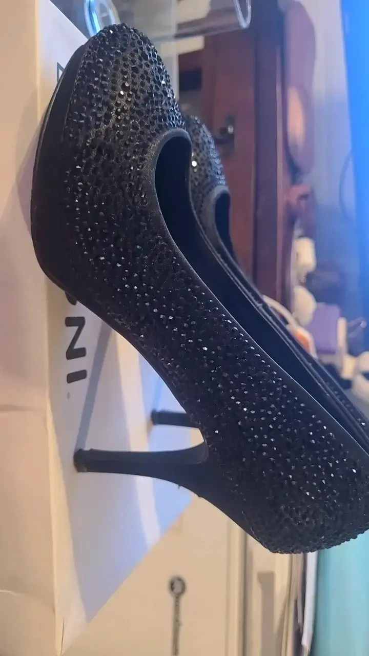 Tacones negros con brillo elegantes - 2