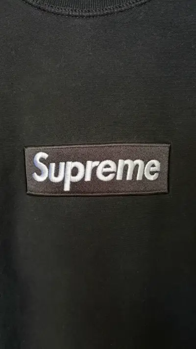 Polerón negro Supreme Box Logo - miniatura 2