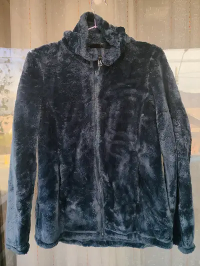 Chaqueta de felpa azul oscuro para mujer - miniatura 1
