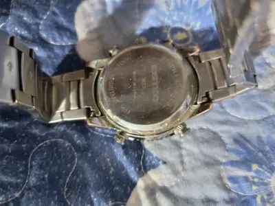Reloj Bistec analógico y digital con correa metálica - miniatura 2