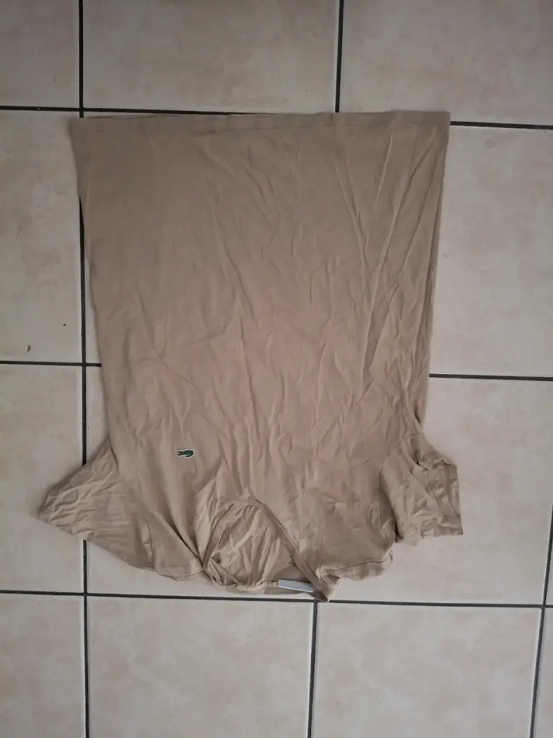 2 poleras diferentes tallas marca lacoste  de niño - 2