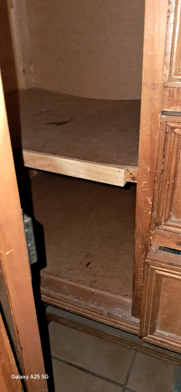 Mueble de madera con cajones vintage - 2