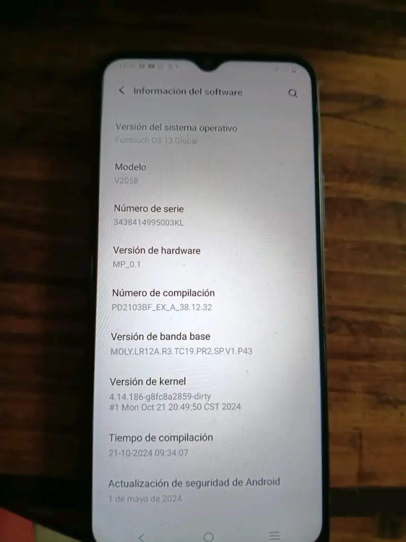 Smartphone Vivo Y20 y Redmi 9 en buen estado - 2