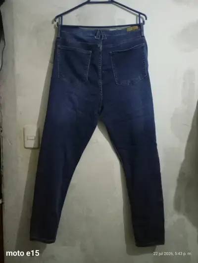 Jeans ajustados azul oscuro para hombre - miniatura 2
