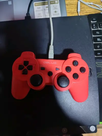 Consola PS3 Slim en buen estado - miniatura 2