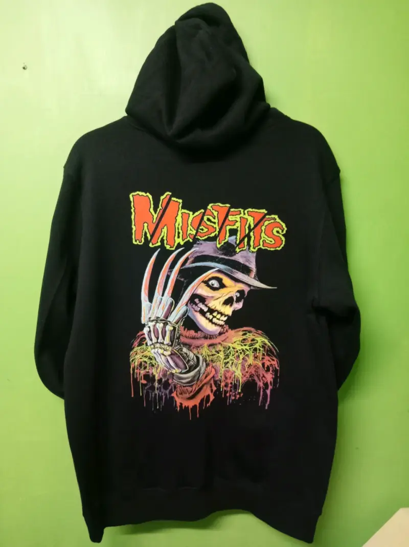 Polerón con capucha Misfits diseño calavera - 1