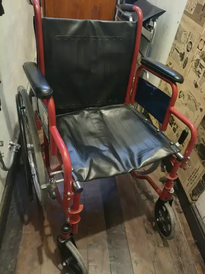 Andador plegable con asiento para adultos - miniatura 3