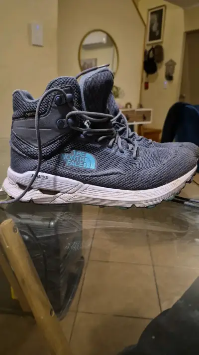 Zapatillas de trekking The North Face moradas - miniatura 1