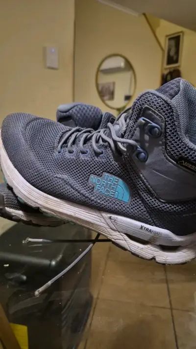 Zapatillas de trekking The North Face moradas - miniatura 2