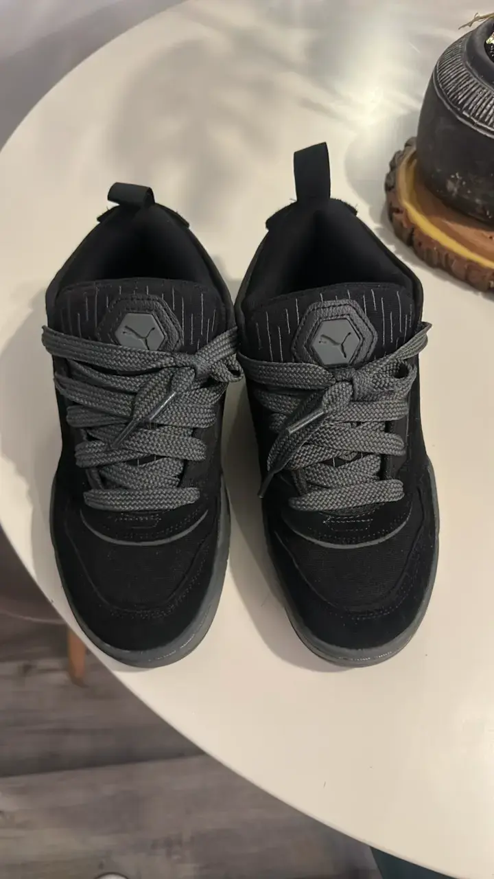 Zapatillas pumas negras - 5