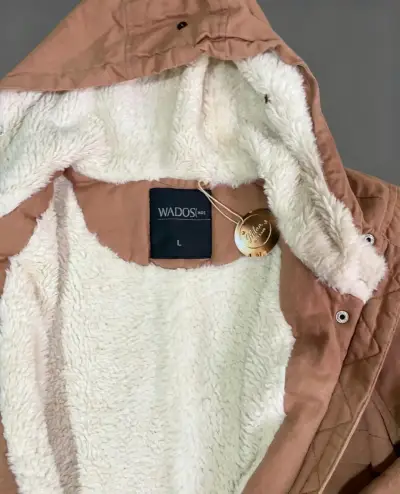 Parka de mujer color beige  con capucha - miniatura 3