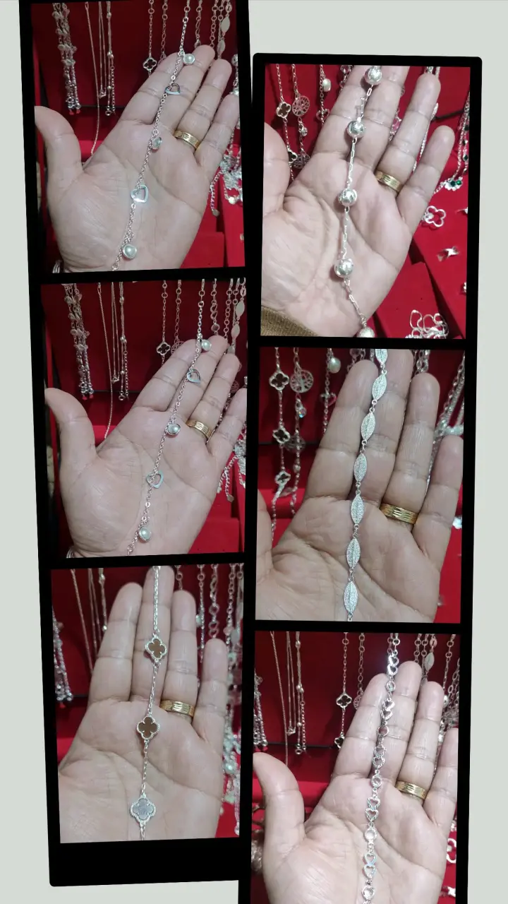 Collares de plata con dijes variados - 3
